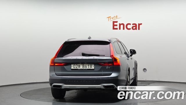 Volvo V90 2018 — photo 4