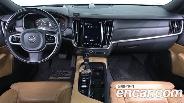Volvo V90 2018 — photo 7
