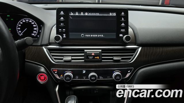 Honda Accord 2019 — photo 13