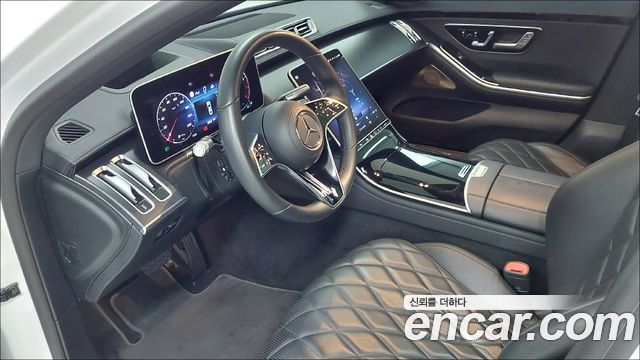 Mercedes-Benz S-Class 2023 — photo 14
