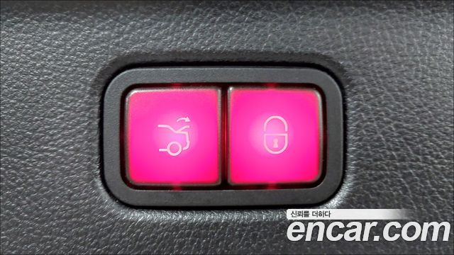 Mercedes-Benz S-Class 2023 — photo 19