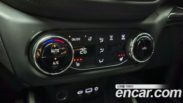 Chevrolet Korea Trailblazer 2021 — photo 16