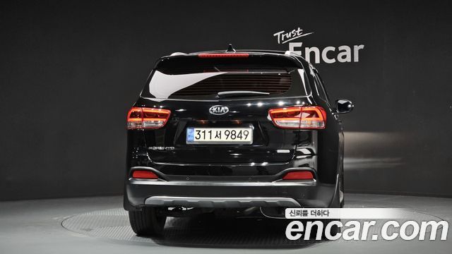 Kia Sorento 2016 — photo 4