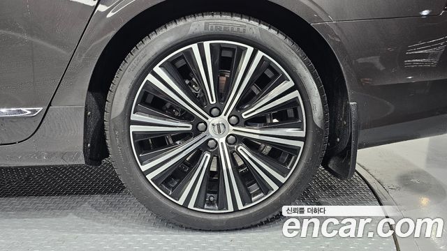 Volvo S90 2023 — photo 7