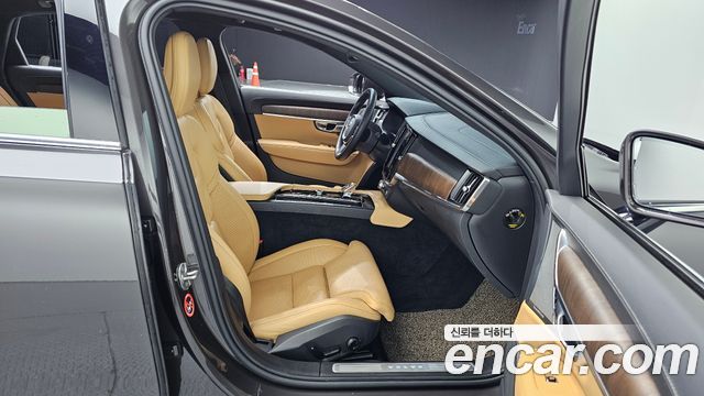 Volvo S90 2023 — photo 30