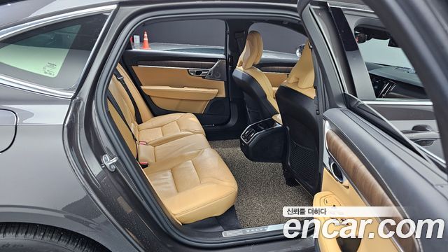 Volvo S90 2023 — photo 33
