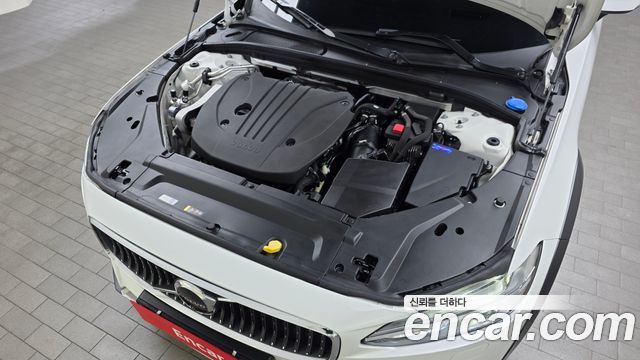 Volvo V90 2021 — photo 6