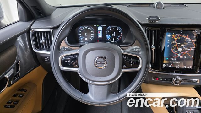 Volvo V90 2021 — photo 20