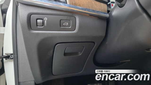Volvo V90 2021 — photo 27