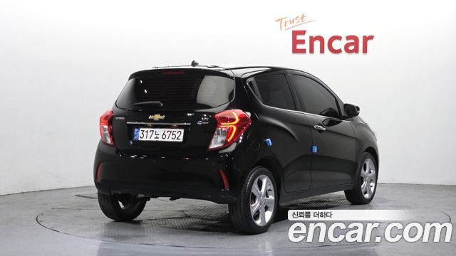 Chevrolet Korea Spark 2017 — photo 2