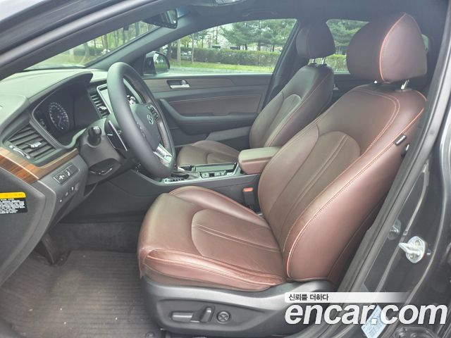Hyundai Sonata 2018 — photo 12