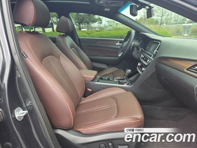 Hyundai Sonata 2018 — photo 15
