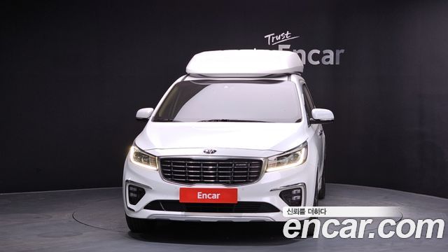 Kia Canival 2019 — photo 3
