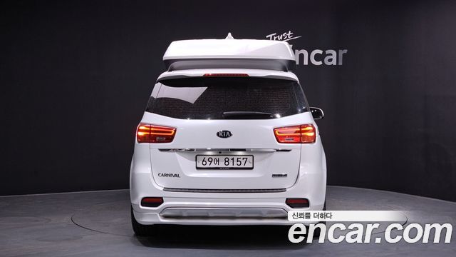 Kia Canival 2019 — photo 4
