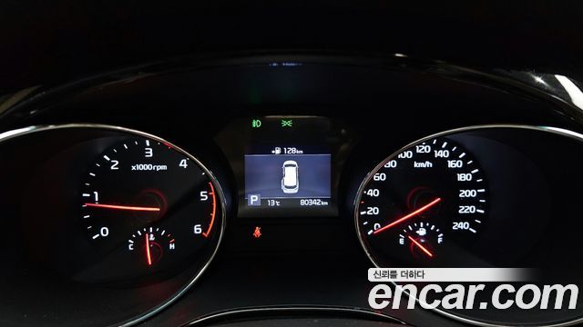 Kia Canival 2019 — photo 11