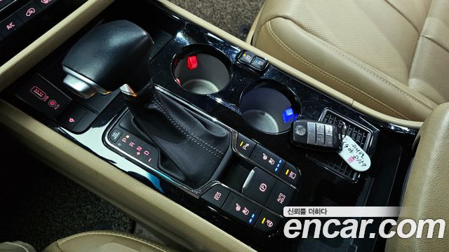Kia Canival 2019 — photo 12