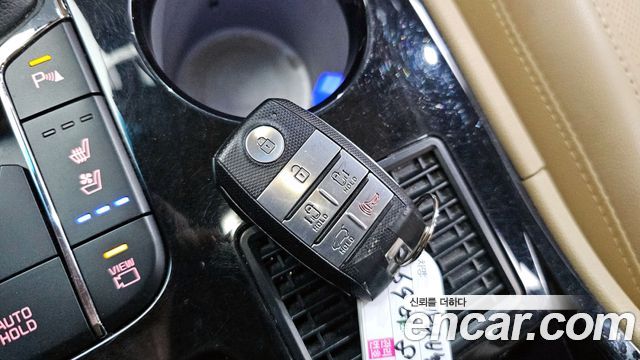 Kia Canival 2019 — photo 24