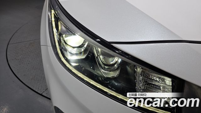 Kia Canival 2019 — photo 8
