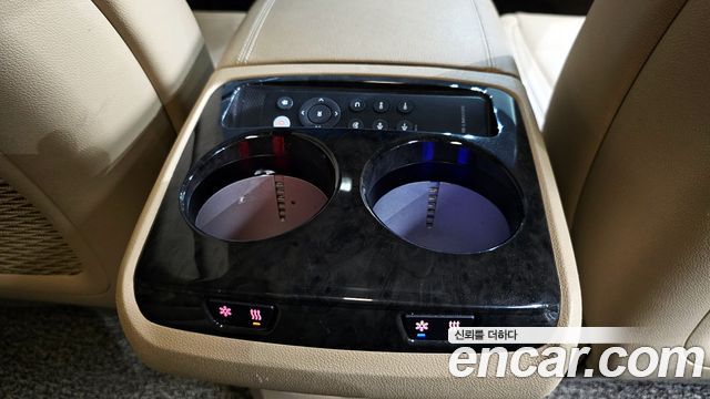 Kia Canival 2019 — photo 30