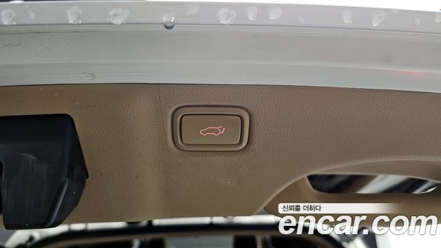 Kia Canival 2019 — photo 31