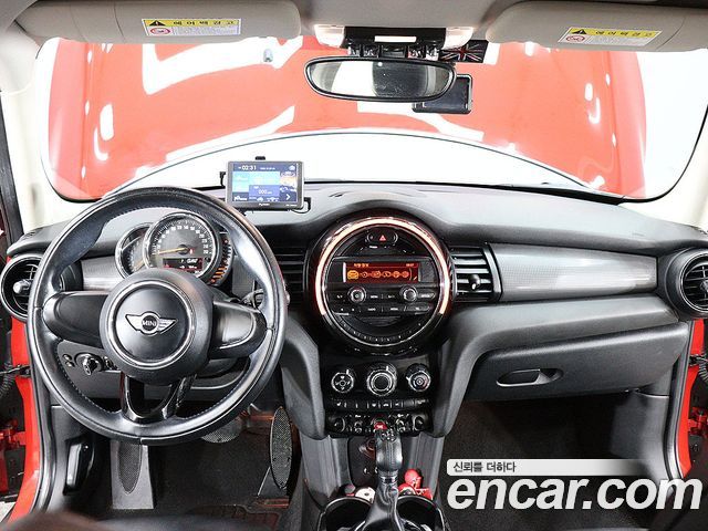 Mini Cooper 2016 — photo 15