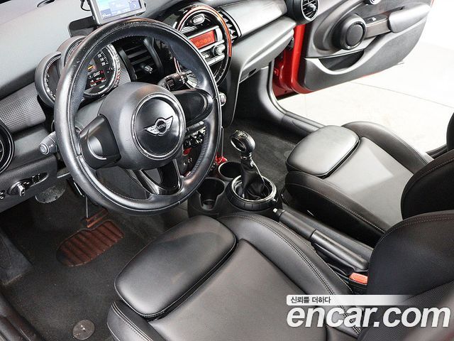 Mini Cooper 2016 — photo 18