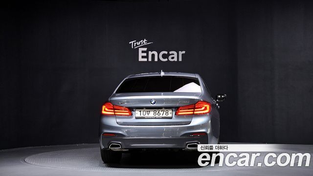 BMW 5-Series 2018 — photo 4