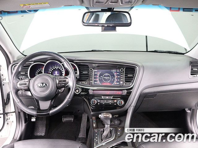 Kia K5 2015 — photo 13