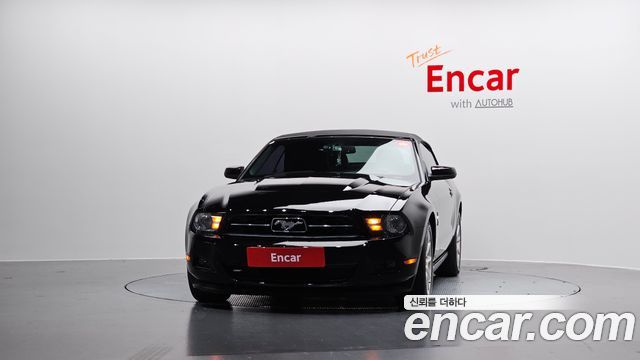 Ford Mustang 2011 — photo 3