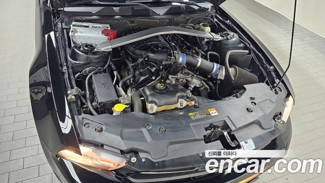 Ford Mustang 2011 — photo 6