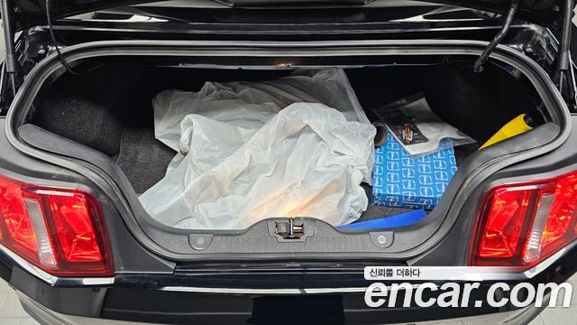 Ford Mustang 2011 — photo 26