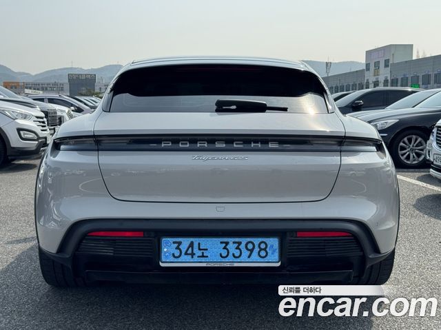Porsche Taycan 2024 — photo 4