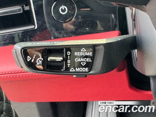Porsche Taycan 2024 — photo 14