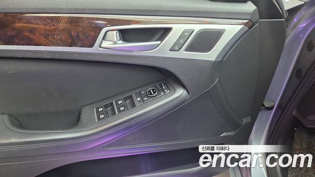 Hyundai Genesis 2015 — photo 12