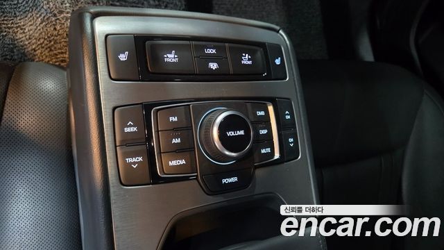 Hyundai Genesis 2015 — photo 14