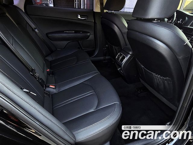 Kia K5 2019 — photo 10