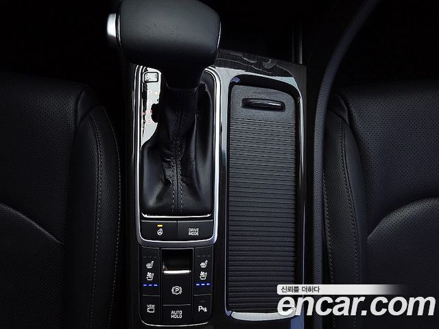 Kia K5 2019 — photo 13