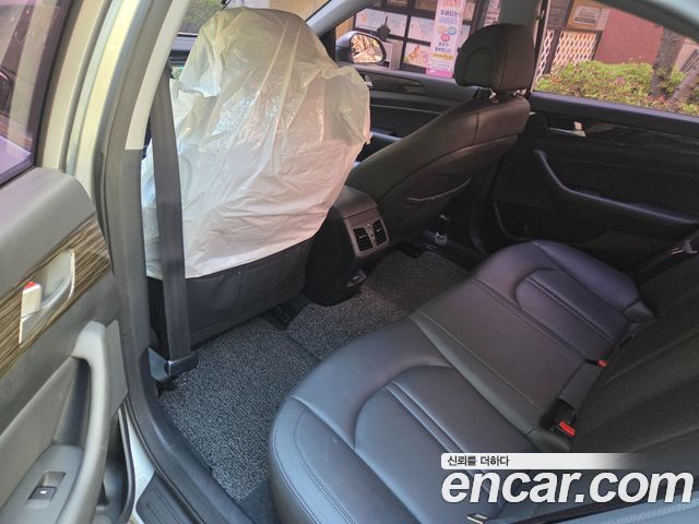 Hyundai Sonata 2015 — photo 9