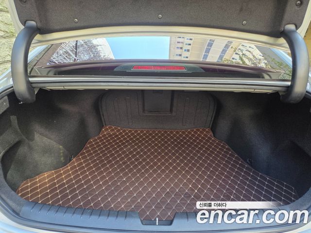 Hyundai Sonata 2015 — photo 17