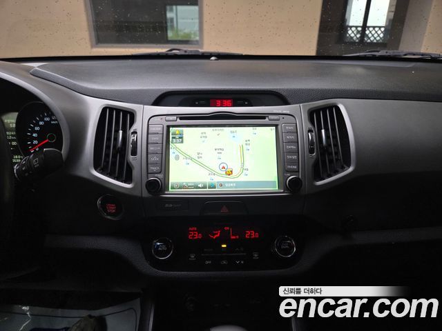 Kia Sportage 2014 — photo 14