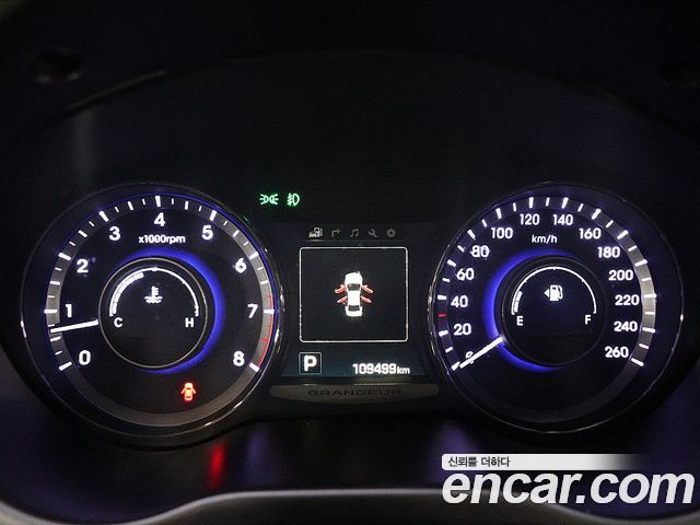 Hyundai Grandeur 2015 — photo 8