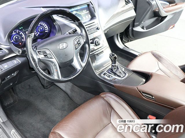 Hyundai Grandeur 2015 — photo 10