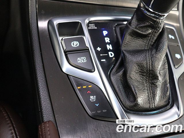 Hyundai Grandeur 2015 — photo 17