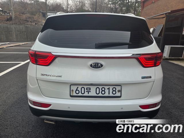 Kia Sportage 2016 — photo 2
