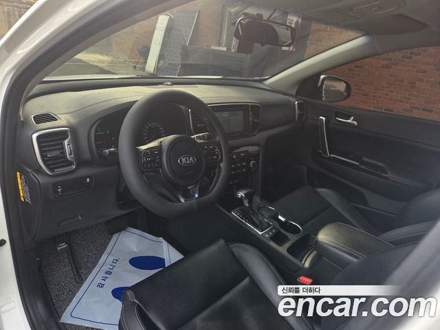Kia Sportage 2016 — photo 12