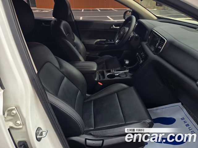 Kia Sportage 2016 — photo 17