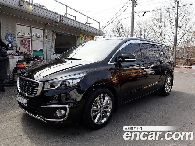 Kia Canival 2017 — photo 2