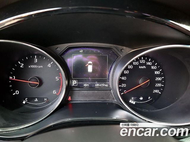 Kia Canival 2017 — photo 9