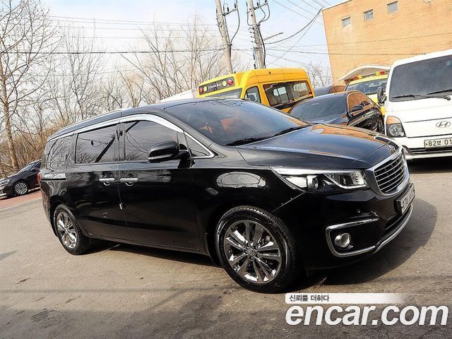 Kia Canival 2017 — photo 20