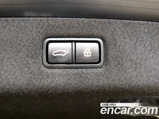 Genesis EQ900 2016 — photo 16